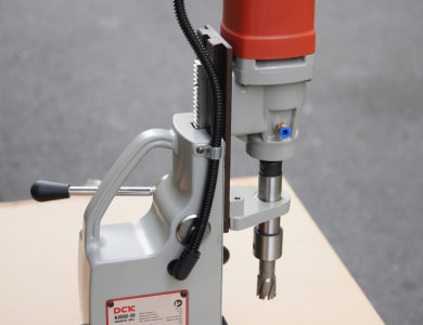 Máy khoan từ 900W 30mm KJC02-30 – DCK