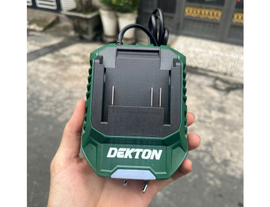 Đế sạc pin M21 Dekton M21-S20XPRO