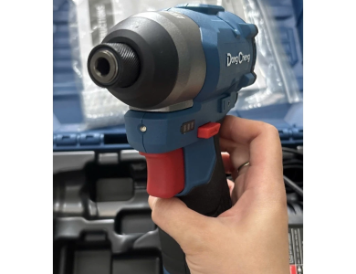 Máy vặn vít dùng pin 12V DongCheng DCPL04-8EK (Kèm 2 pin & Sạc)