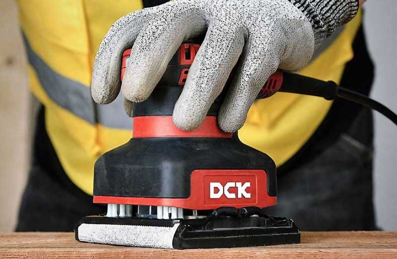 Máy chà nhám rung 240W KSB04-100S – DCK
