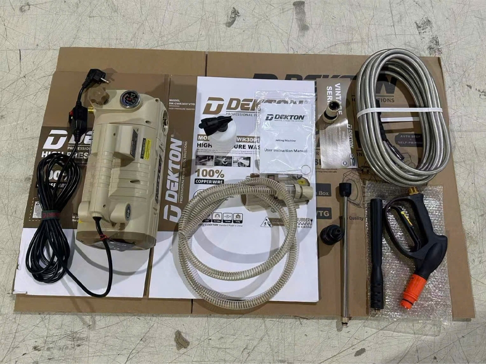Máy xịt rửa áp lực Dekton DK-CWR3001VTG (Motor lõi đồng)