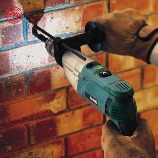Máy khoan búa 2 tốc độ Makita HP2070