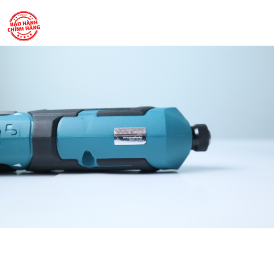 Máy vặn vít dùng pin Makita TD022DSE 7.2V