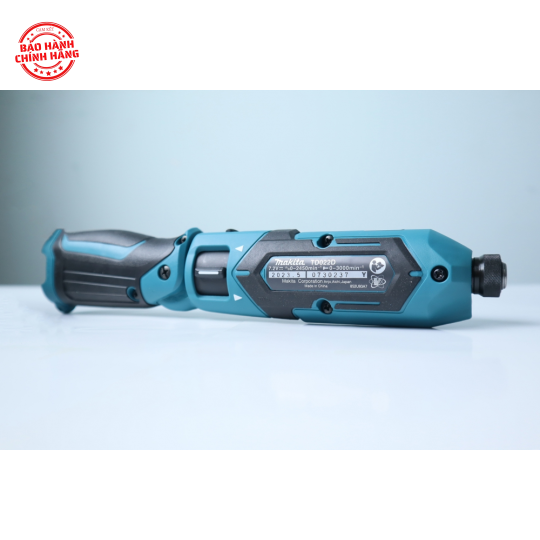 Máy vặn vít dùng pin Makita TD022DSE 7.2V